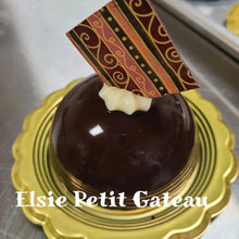 Load image into Gallery viewer, Louise Zuleger Confections
